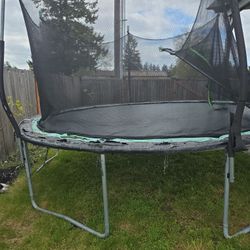 Trampoline 
