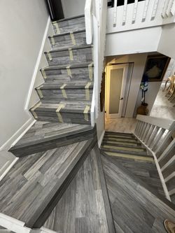 Flooring Laminate , wood And vinyl Waterproof 