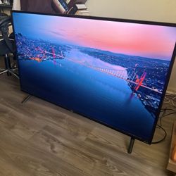 TCL 50” 4K UHD ROKU SMART TV 