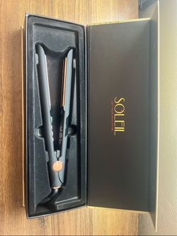Hair straightener