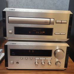 Yamaha Natural Sound Stereo Receiver RX-E100 & CD Player CDX-E100 Tested Works.
