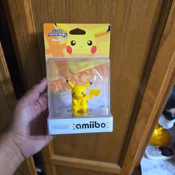 Pikachu Amiibo