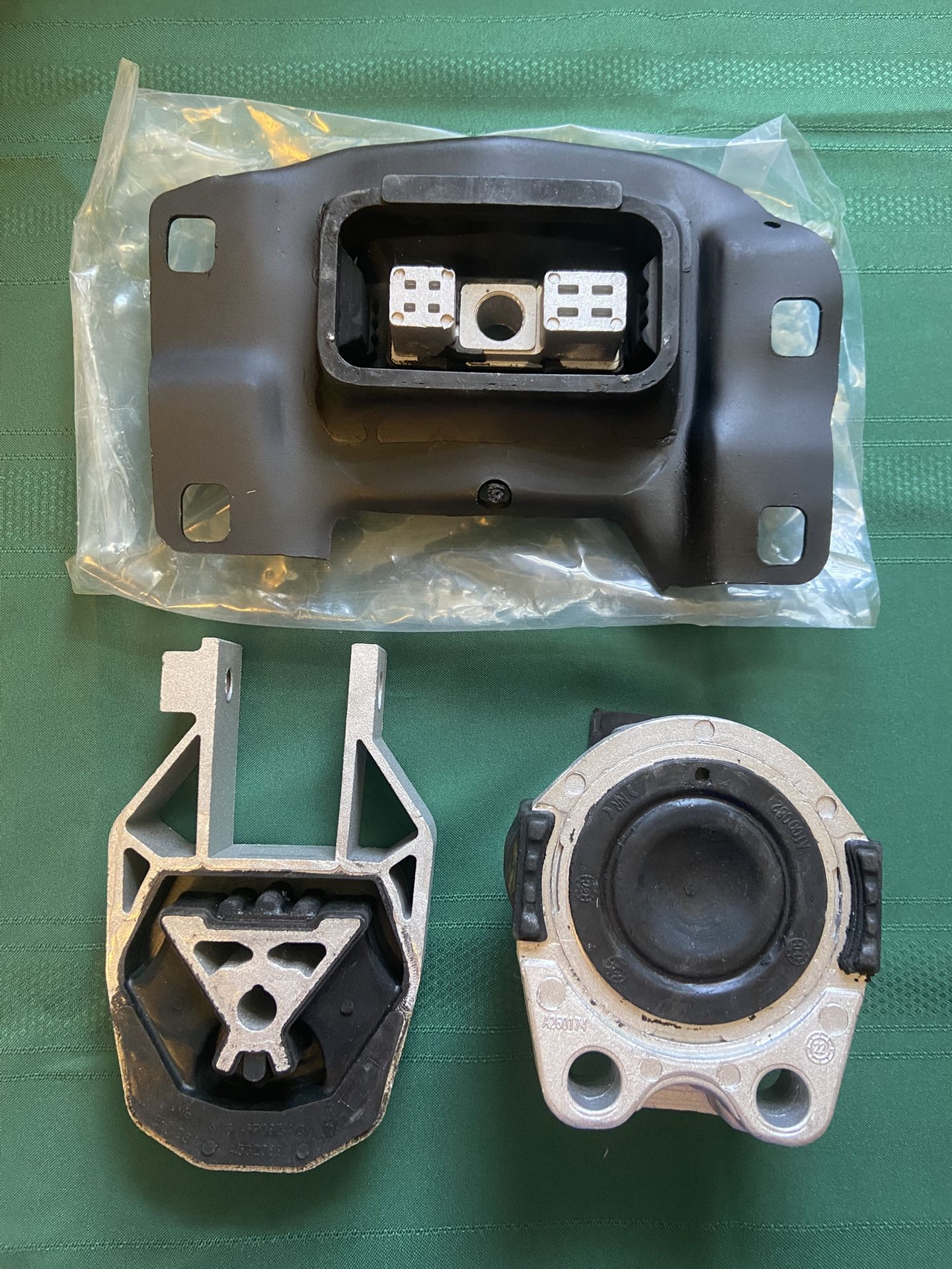2012-2018 Ford Focus 2.0 Motor Mounts