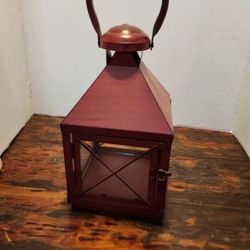 REDUCED TO $6.00

Hanging metal candle holder lamp...14 inches tall including the handle...buy it for $8.00

Pick up in North Chesterfield....be sure 