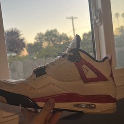 Jordan 4