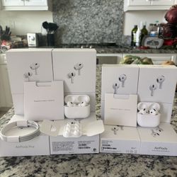 AirPods Pro’s 2 & AirPods 4