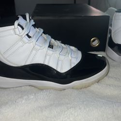 Jordan 11 black and white