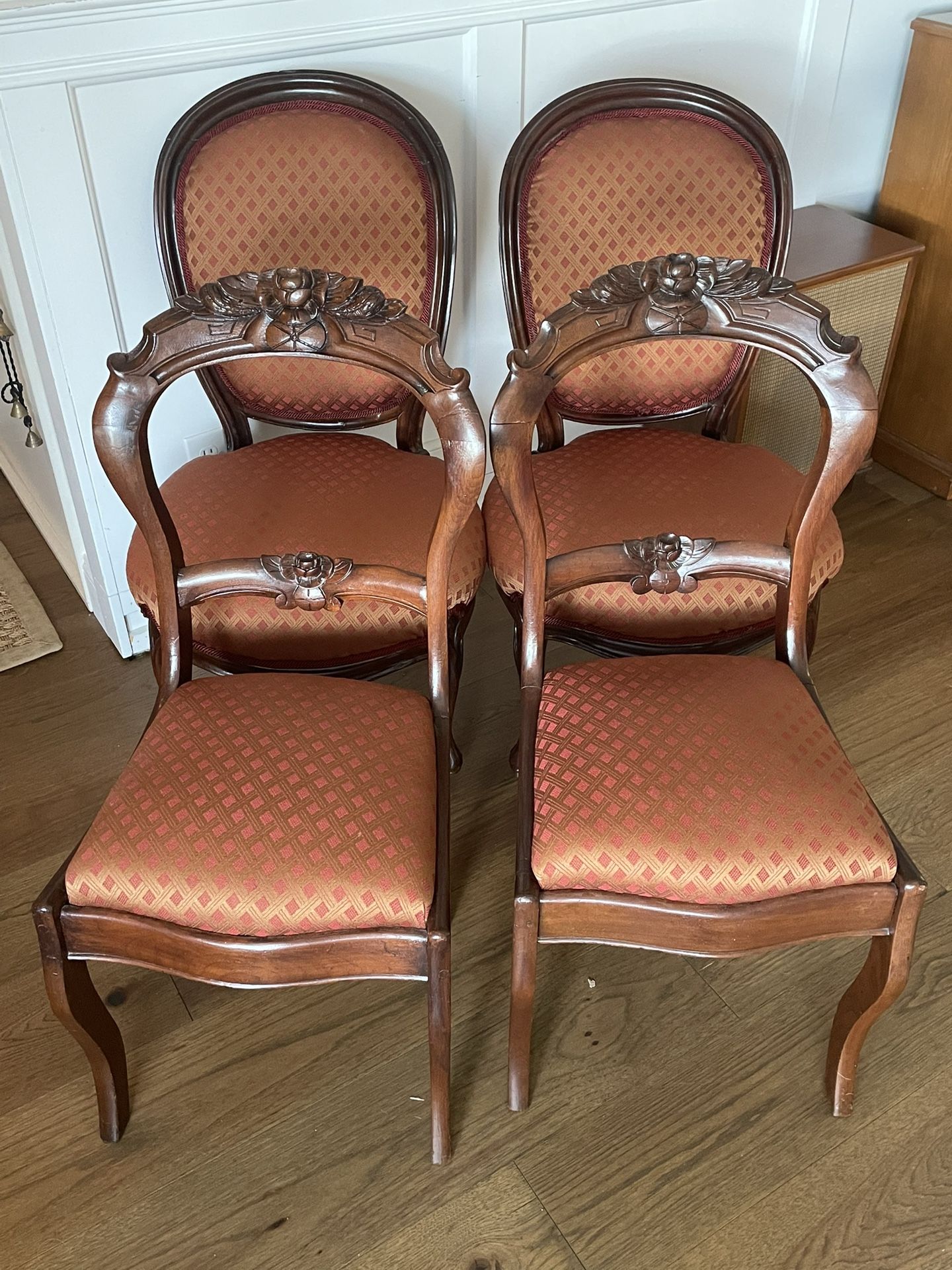 Set Of 4 Vintage Red Walnut Chairs - Excellent Shape!