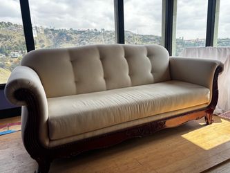 Beautiful vintage couch. New fabric!
