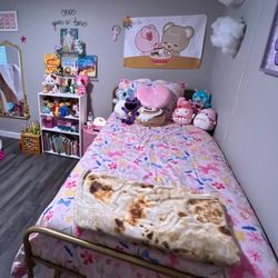 Full Gold Metal Bed Frame