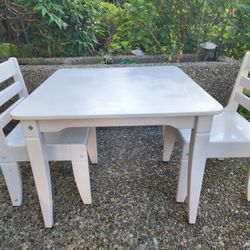 Kids Table And Chairs