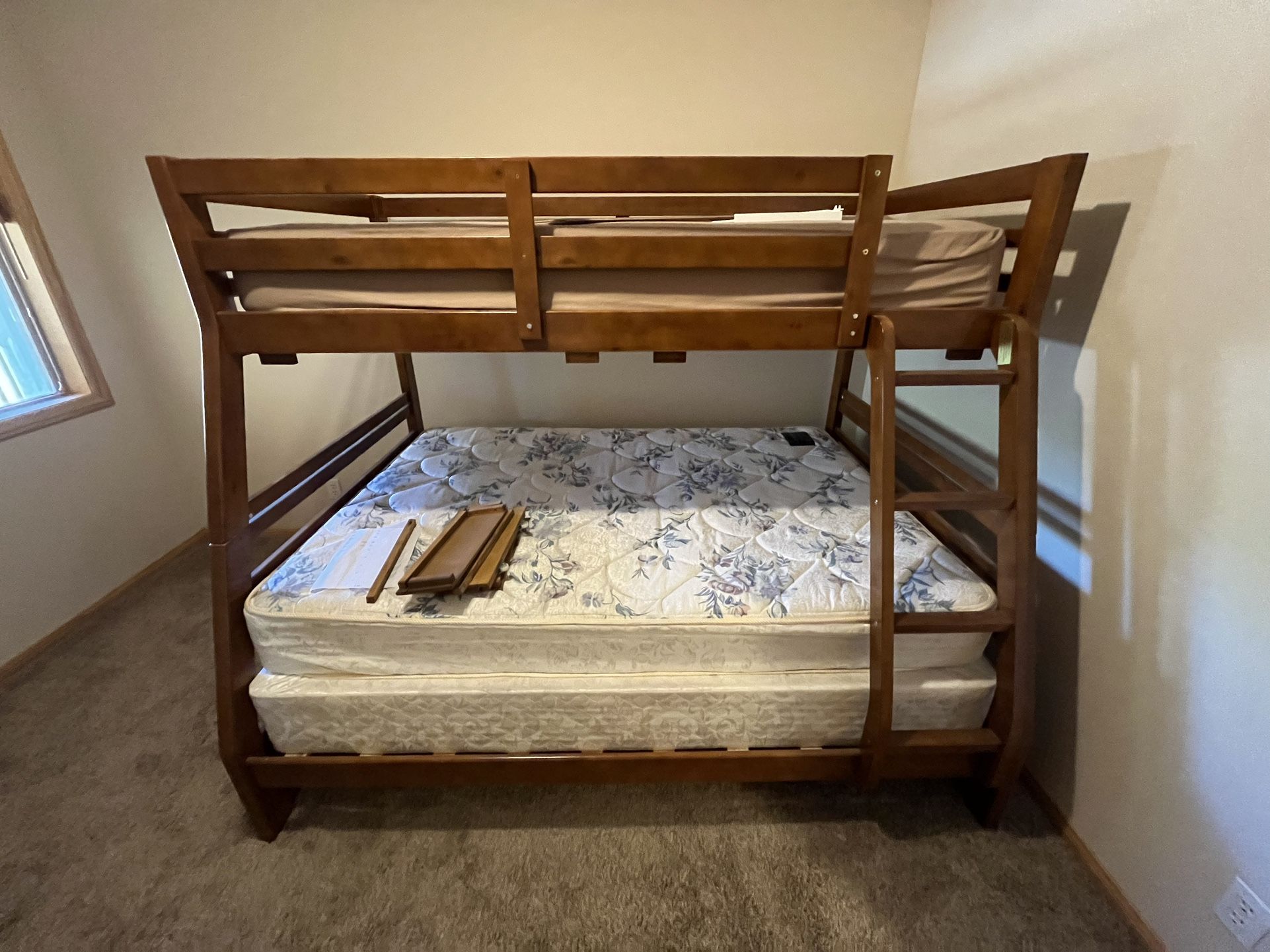 Bunk Bed Full & Single
