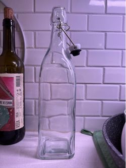 Clear glass bottle