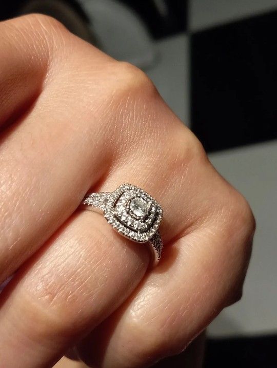 14 KT White-Gold Wedding ring (soldered)