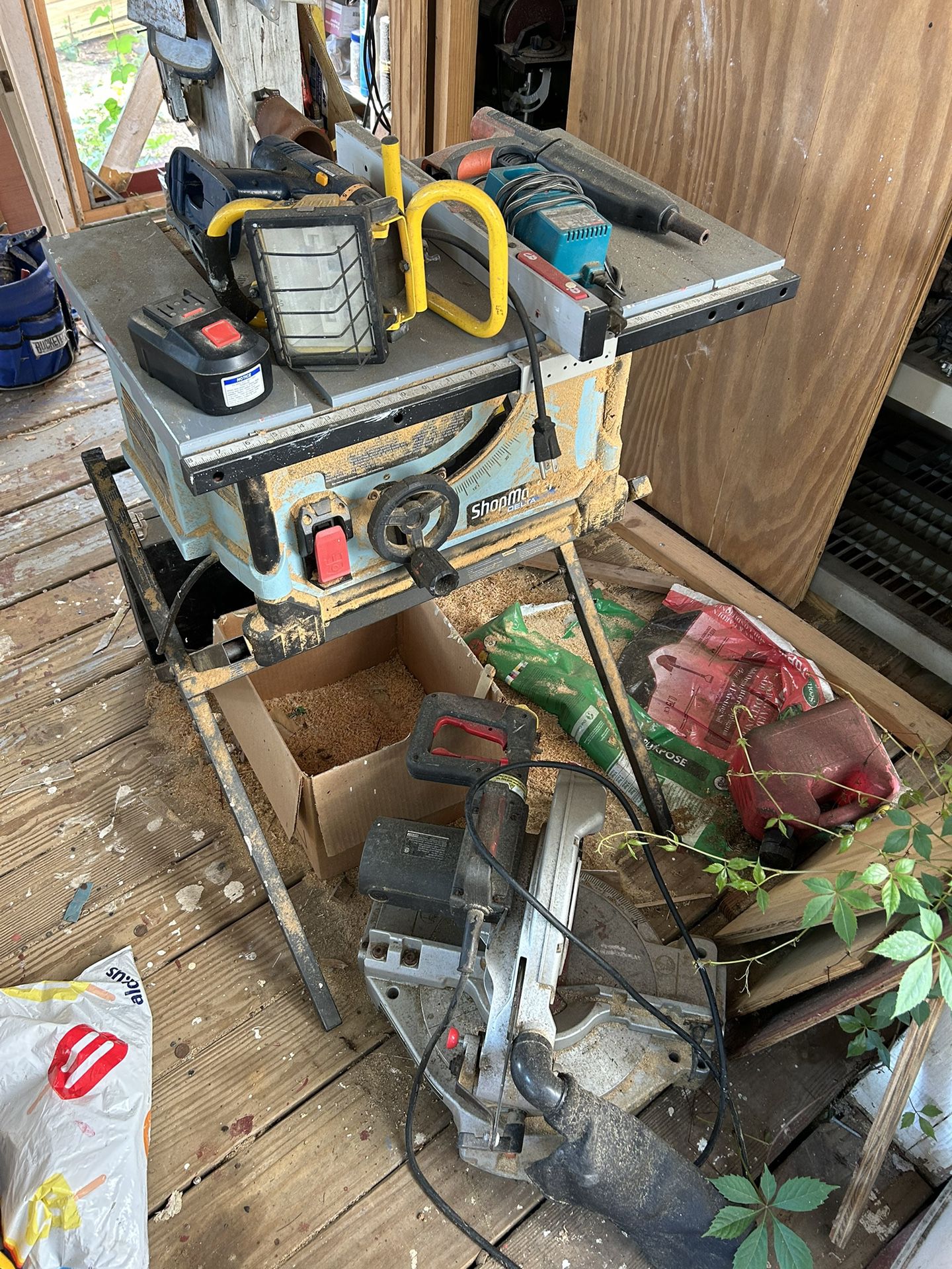 Portable Table Saw/Power Tools Garage Sale 