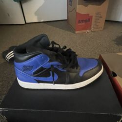 Royal Toes / Air Jordan 12 Retro 