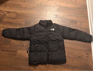 Black North Face 700 Puffer Jacket