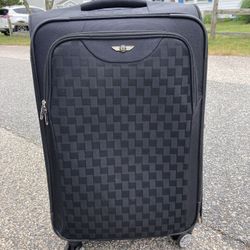 CL Check In 27” Luggage 