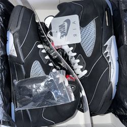 Air Jordan 5 Black Metallic Reimagined