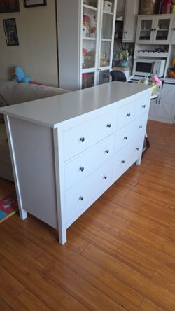 IKEA Hemnes 8-Drawer Dresser White
