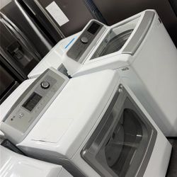 LG Washer And Dryer Set 