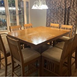 Dining Room Table 