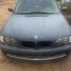 2003 BMW 325i