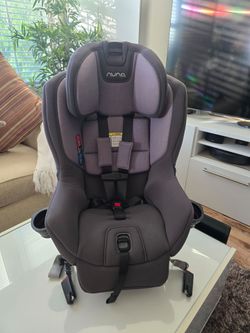 Nuna Rava convertible car seat