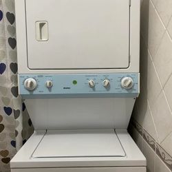 Kenmore Stackable Washer & Dryer – Works Great