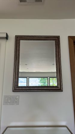 Mirror 27.5in X 33.5in