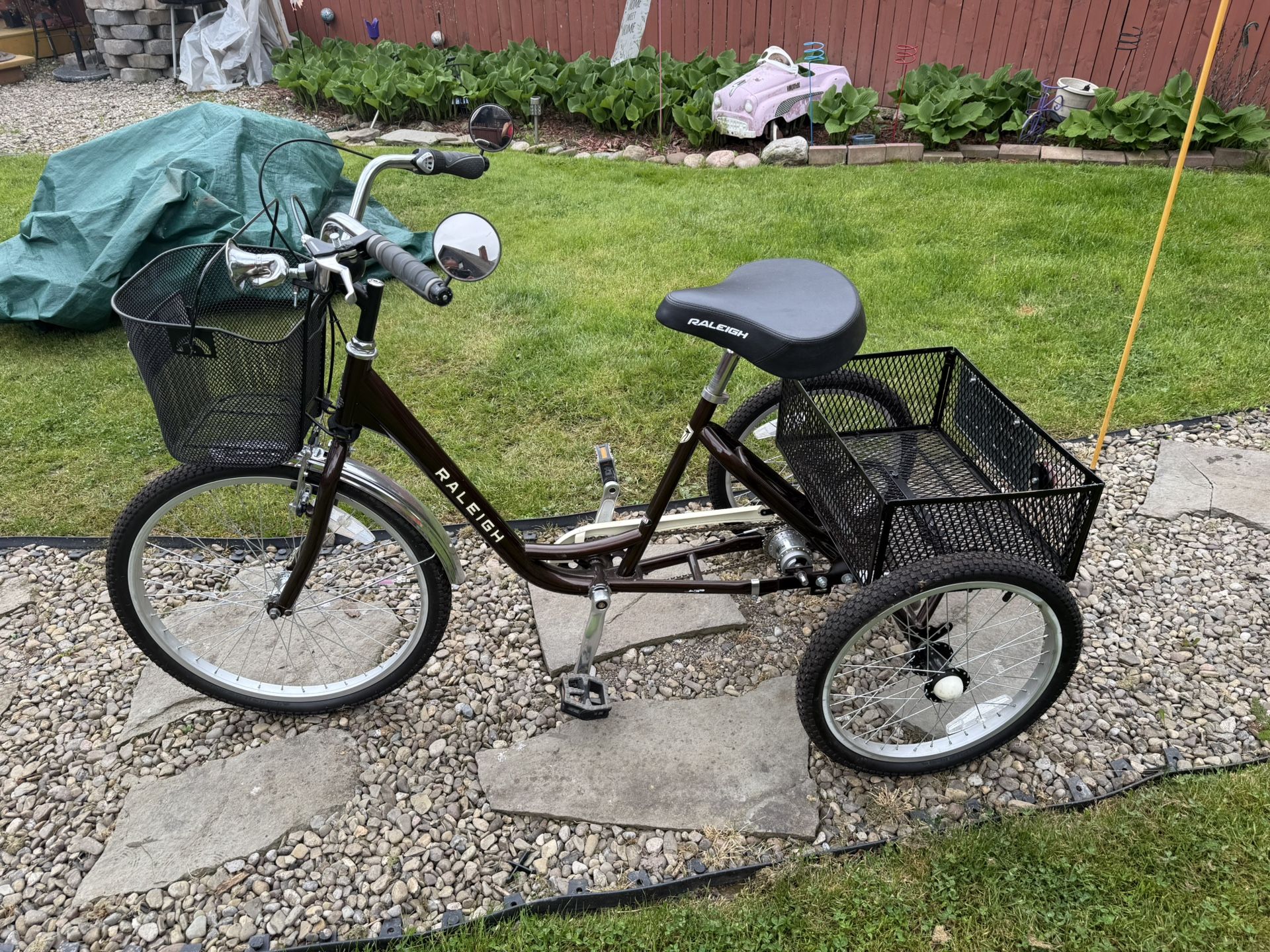 Three wheel bike