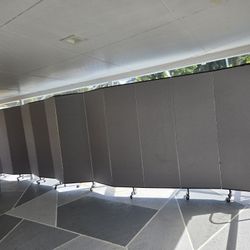 Urine Portable Room Divider