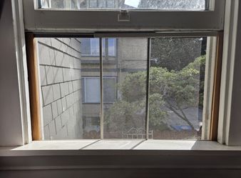 6 Adjustable Window Screens