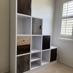Modern Bookcase / Bookshelf 