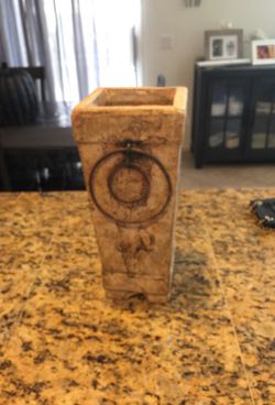 Ceramic vase