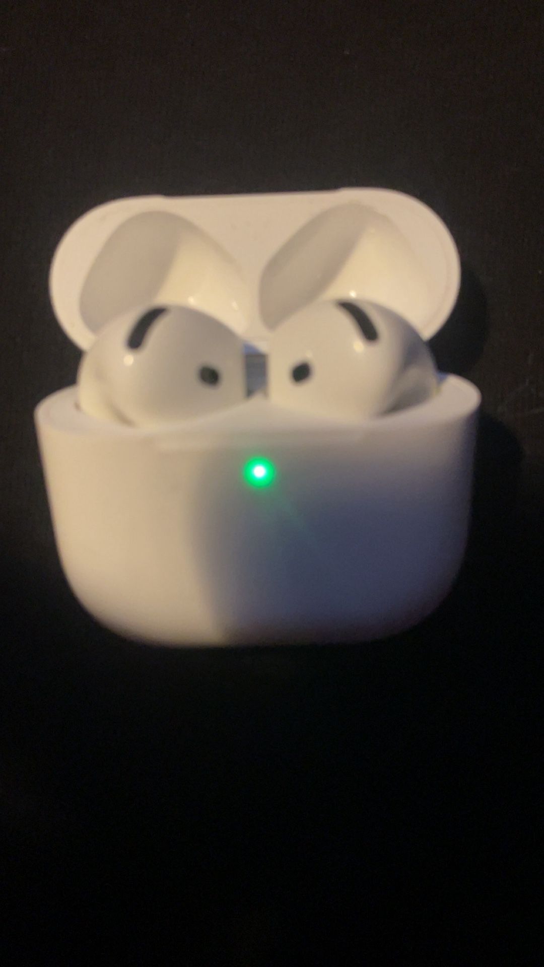 Apple AirPods 4 