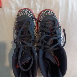 Nike Air Foamposite One
Albino Snake Sneakers Size 6