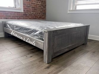 Full Solid Wood Bed With Mattress $420