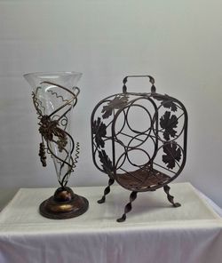 Wine rack. Dark Bronze. With grape leaf vase.