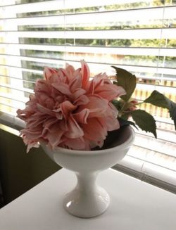 Decorative flower