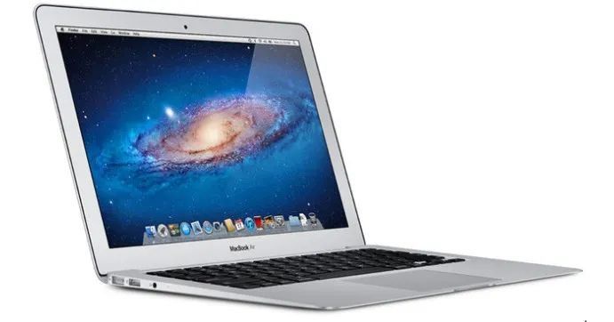 MacBook Air 13” (2017)