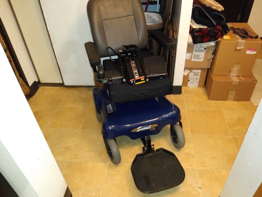 Scout Scooter best offer $175 ...