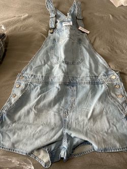 🆕 Women’s Old Navy Overall Shorts