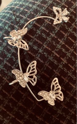 One Silver toned Butterfly Ear Cuff Earring