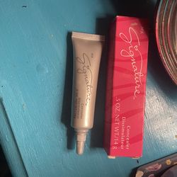 *NEW*Mary Kay signature concealer .5oz- Ivory