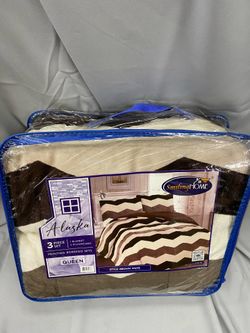 Sherpa Blanket w/ Pillow Shams -Cobija de Borrego Con Fundas