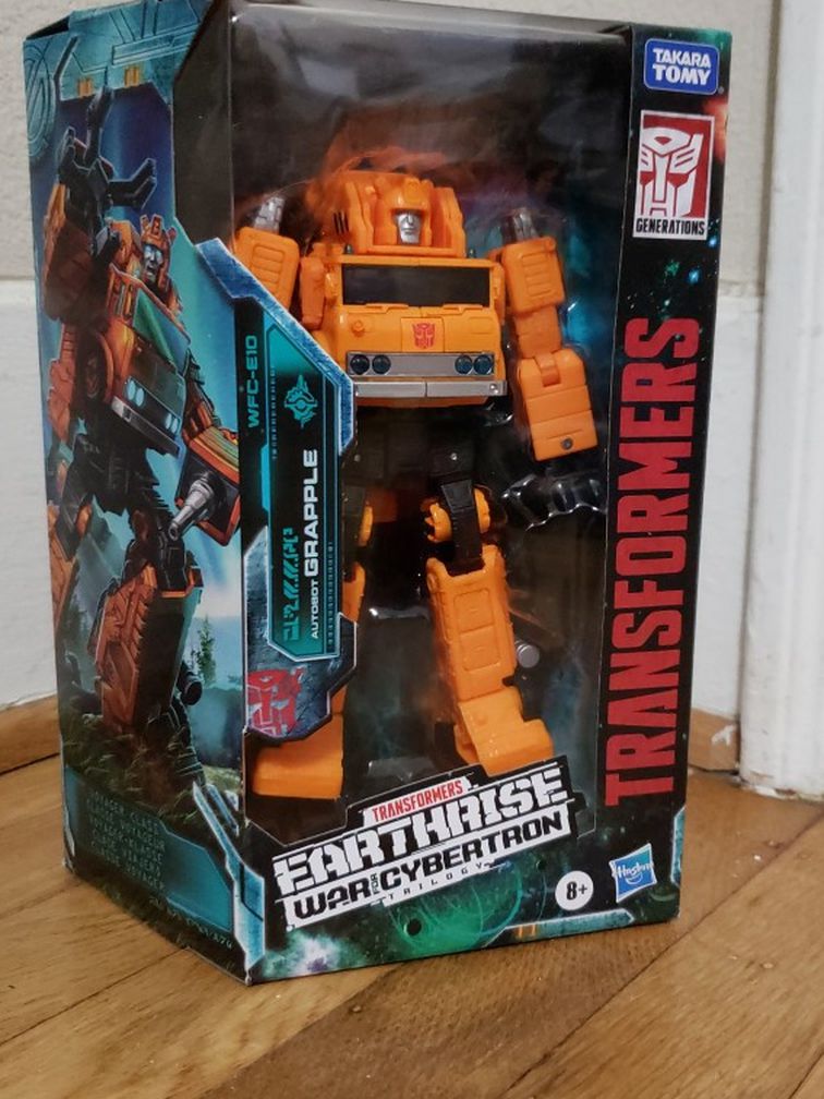 TRANSFORMERS WFC Earthrise Grapple