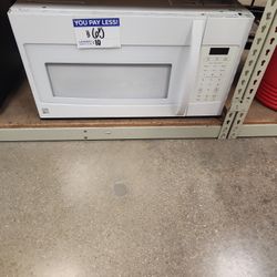 White Microwave 2272