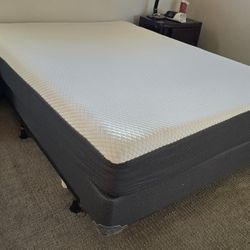 Queen Mattress, Box Spring & Frams