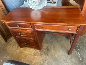 Desk with Top Shelving